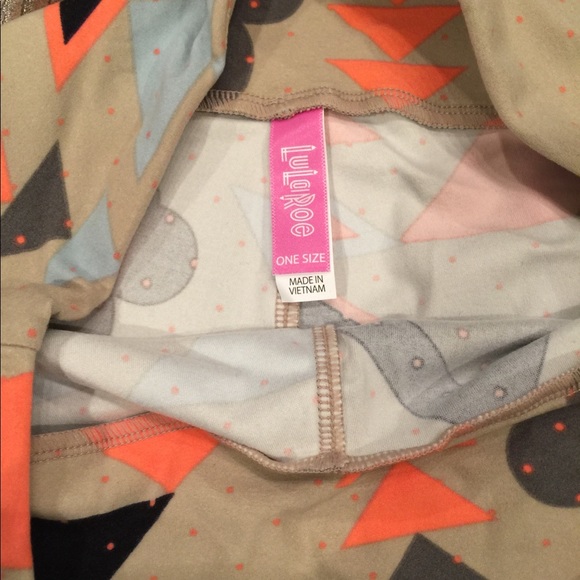 LuLaRoe Disney Mickey Mouse OS leggings Aztec BNWT - Picture 4 of 7